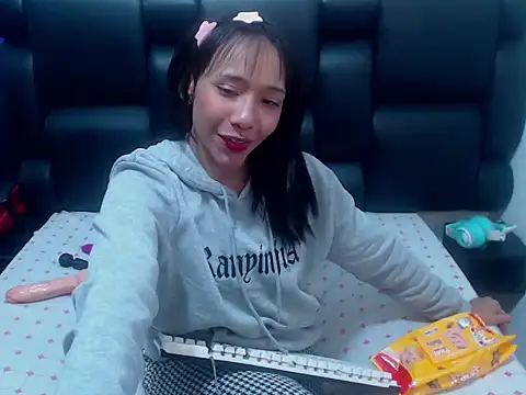 XxMavisSexyHotxX online show from March 17, 11:13 am