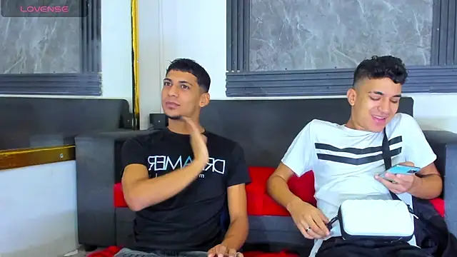 ALEX KEITH26 online show from March 13, 11:50 am