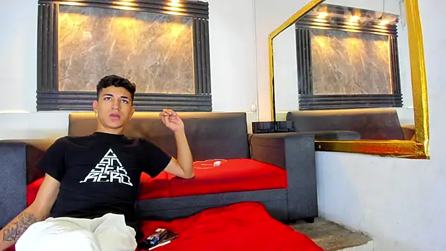 ALEX KEITH26 online show from March 29, 7:25 pm