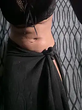 Sassyreyaaa online show from April 4, 7:22 pm