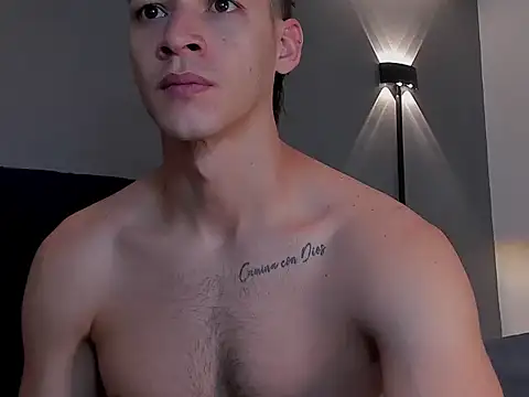 Snapshot of DrakeCarter chatting on February 5, 3:05 pm DrakeCarter online show from February 5, 3:05 pm