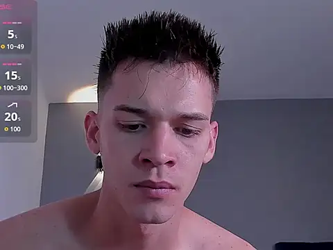 Snapshot of DrakeCarter chatting on February 8, 1:53 am DrakeCarter online show from February 8, 1:53 am