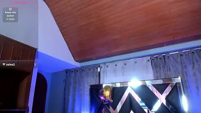 Snapshot of michell_sweetiee chatting on February 27, 6:19 pm michell sweetiee online show from February 27, 6:19 pm