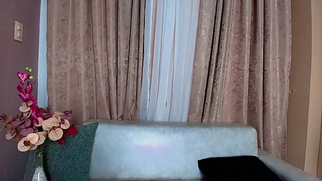 TessaMonroee online show from February 2, 6:28 pm