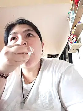 LauraHorny69 online show from April 7, 7:58 pm