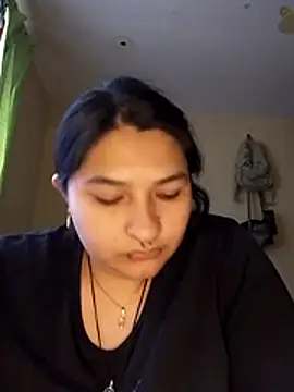 LauraHorny69 online show from July 22, 8:55 pm
