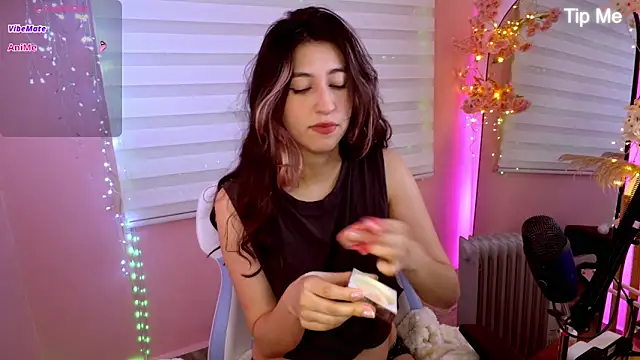 Snapshot of cutekore chatting on May 8, 1:22 am cutekore online show from May 8, 1:22 am