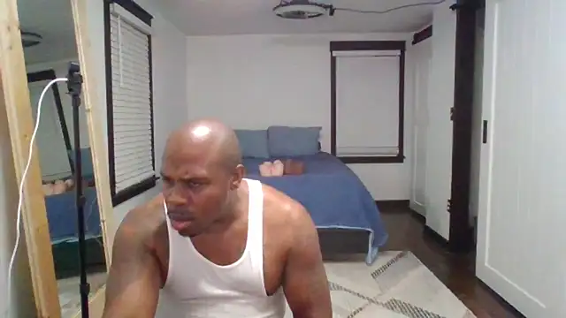Snapshot of TheCrushExperience chatting on March 8, 2:04 am TheCrushExperience online show from March 8, 2:04 am