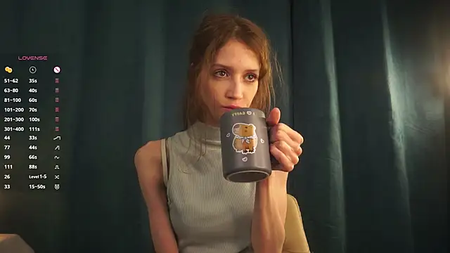 itsagainEmily online show from April 28, 10:31 am