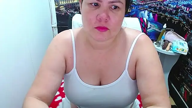 Snapshot of tila_nastyy chatting on March 26, 11:21 pm tila nastyy online show from March 26, 11:21 pm