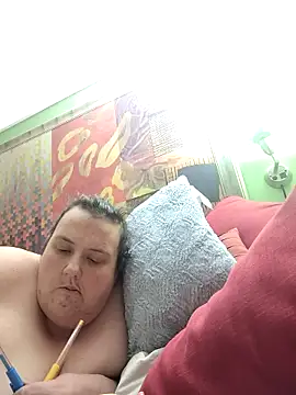 Snapshot of luvbug28 chatting on March 20, 9:52 pm luvbug28 online show from March 20, 9:52 pm