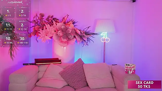 Snapshot of Dailyn__1 chatting on February 25, 8:07 pm Dailyn 1 online show from February 25, 8:07 pm