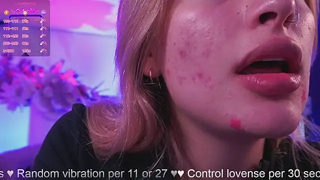 Snapshot of Dailyn__1 chatting on February 27, 7:25 pm Dailyn 1 online show from February 27, 7:25 pm