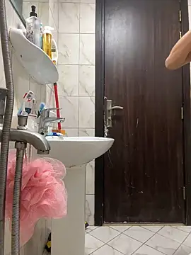 luvis69couple online show from May 18, 9:09 pm