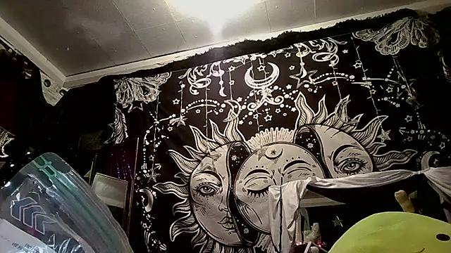 allymoon1369 online show from March 5, 12:23 pm