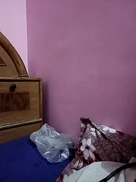 Snapshot of Cutiepie91 chatting on April 19, 10:14 am Cutiepie91 online show from April 19, 10:14 am