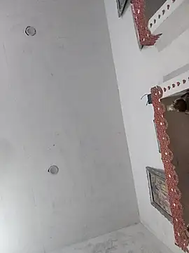 priyasharma899 online show from January 19, 4:33 pm