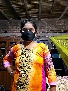 Hot Sweeti online show from April 2, 10:40 pm