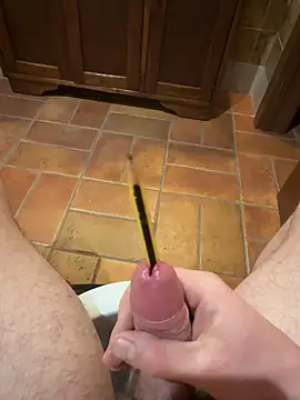 Snapshot of badCecio chatting on February 21, 7:59 pm badCecio online show from February 21, 7:59 pm