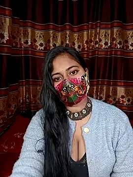 Snapshot of Red-Bird2 chatting on January 17, 11:30 pm Red-Bird2 online show from January 17, 11:30 pm