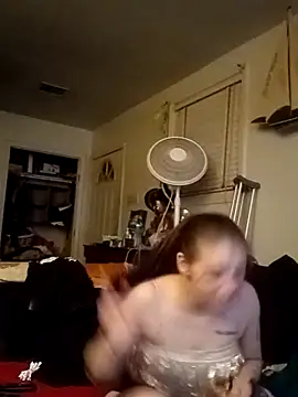 LadySn0w26 online show from February 3, 2:53 am