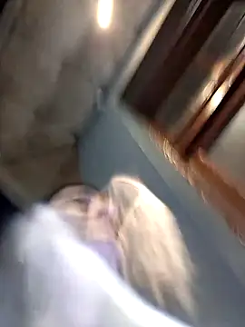 LadySn0w26 online show from March 17, 12:48 am