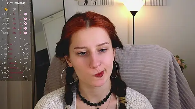 Snapshot of sandy_kiss chatting on February 6, 11:24 am sandy kiss online show from February 6, 11:24 am