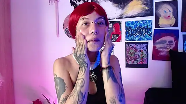 Snapshot of MelisaVelvet chatting on February 18, 8:16 pm MelisaVelvet online show from February 18, 8:16 pm