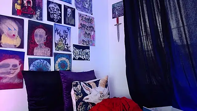 Snapshot of MelisaVelvet chatting on February 20, 7:58 pm MelisaVelvet online show from February 20, 7:58 pm