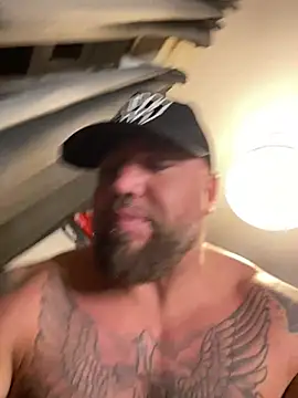 mancguy20 online show from January 14, 10:36 pm