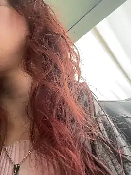 Snapshot of elodie_rouge chatting on June 1, 11:56 am elodie rouge online show from June 1, 11:56 am