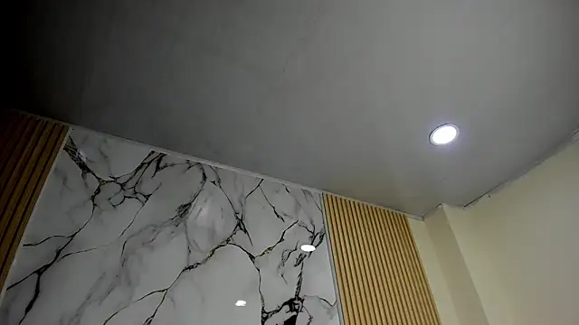 Zoehoney hl online show from March 27, 8:20 am