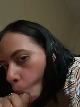 CarolinaRaven online show from February 28, 7:04 pm