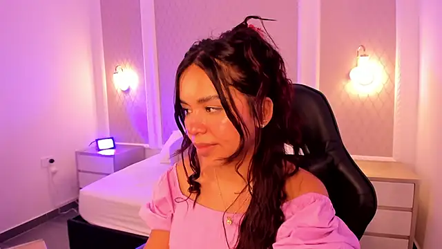 rubby grundy online show from February 15, 8:02 am