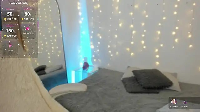 Snapshot of ImZoe chatting on February 7, 12:36 am ImZoe online show from February 7, 12:36 am