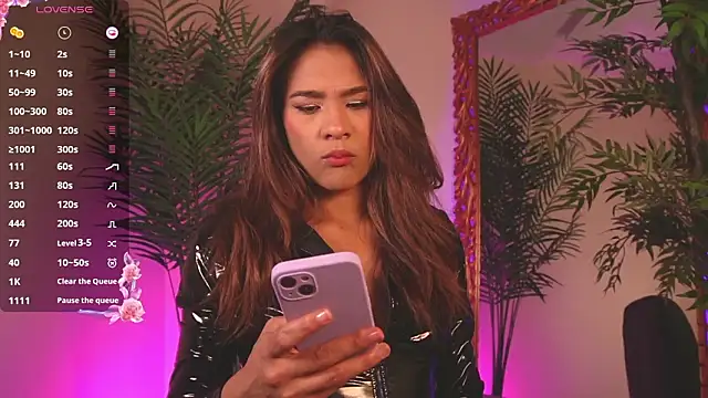 Mary funny online show from March 2, 7:32 pm