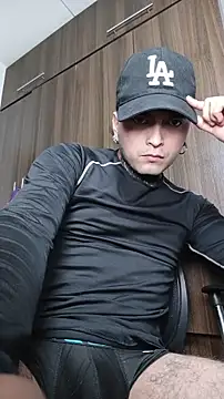 milo boy98 online show from February 5, 3:22 am