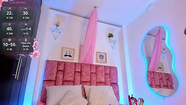 nao bell  online show from March 25, 7:09 pm