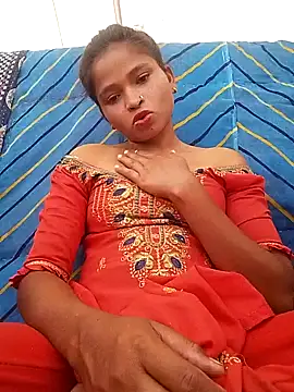 Snapshot of Jyoti_rathor chatting on May 24, 2:27 am Jyoti rathor online show from May 24, 2:27 am