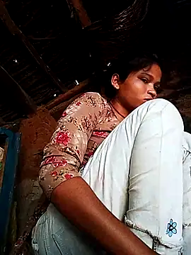 Snapshot of Jyoti_rathor chatting on July 26, 2:42 am Jyoti rathor online show from July 26, 2:42 am