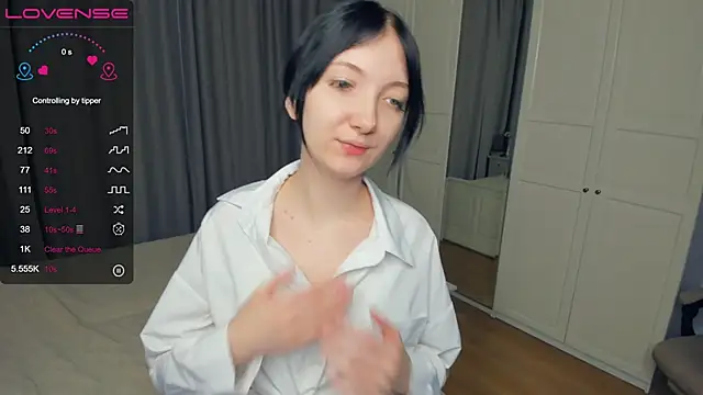 RoxanneComisky online show from February 1, 7:07 am