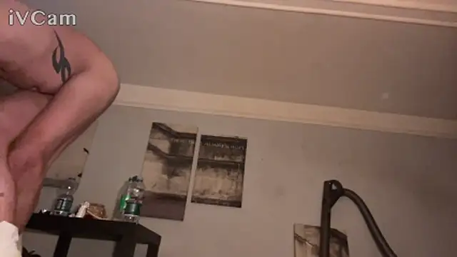 hotsexmi online show from February 13, 2:51 am