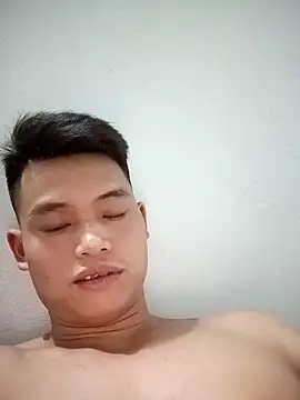 Snapshot of Maycute18 chatting on February 2, 3:11 pm Maycute18 online show from February 2, 3:11 pm