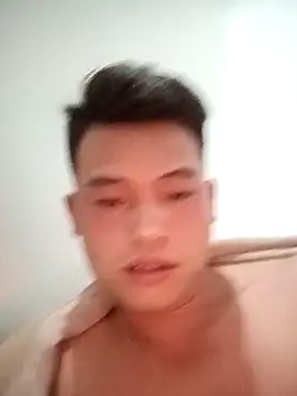 Snapshot of Maycute18 chatting on February 9, 1:48 pm Maycute18 online show from February 9, 1:48 pm