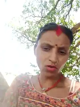 Snapshot of Juli_rathore chatting on April 28, 7:13 am Juli rathore online show from April 28, 7:13 am