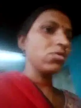 Snapshot of Juli_rathore chatting on May 12, 11:57 pm Juli rathore online show from May 12, 11:57 pm
