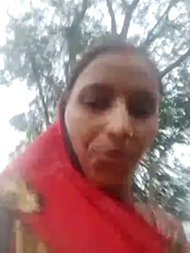Snapshot of Juli_rathore chatting on June 6, 11:53 pm Juli rathore online show from June 6, 11:53 pm
