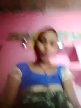 Snapshot of Juli_rathore chatting on July 12, 2:24 am Juli rathore online show from July 12, 2:24 am