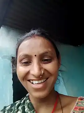 Snapshot of Juli_rathore chatting on July 22, 1:41 am Juli rathore online show from July 22, 1:41 am