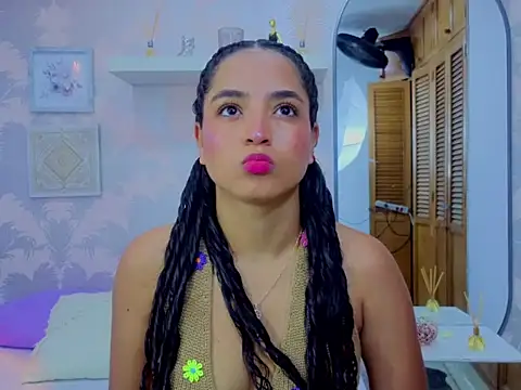 Emma Thompssonn online show from March 13, 11:50 am